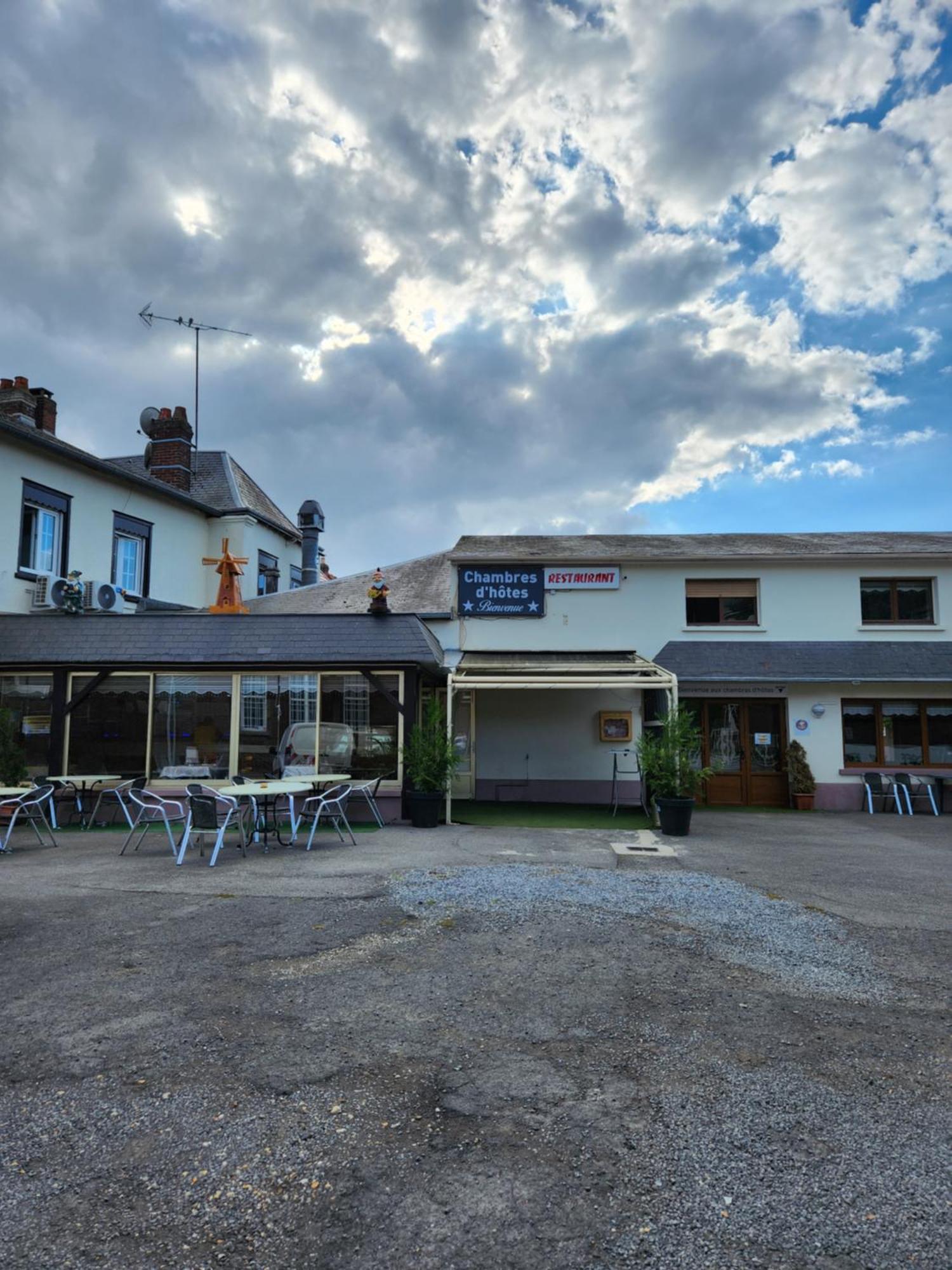 Hôtel Harbonnières Exterior foto